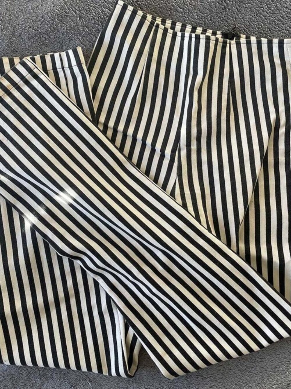 Honey Punch black white striped zip up flare pants